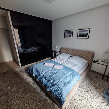 Nowoczesny Apartament III Al. Nmp Częstochowa Eksteriør billede