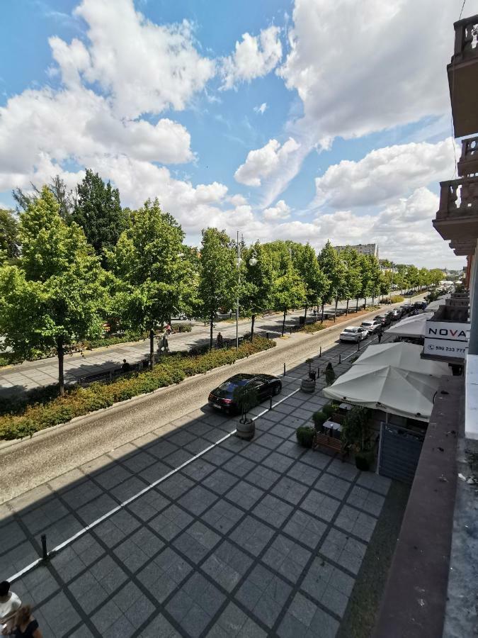 Nowoczesny Apartament III Al. Nmp Częstochowa Eksteriør billede