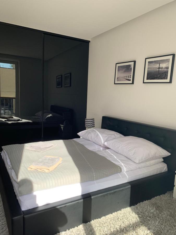 Nowoczesny Apartament III Al. Nmp Częstochowa Eksteriør billede